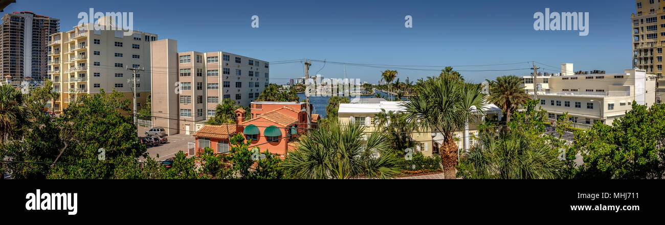 Die Skyline von Fort Lauderdale Barrier Island auf den Intracoastal Waterway. Stockfoto