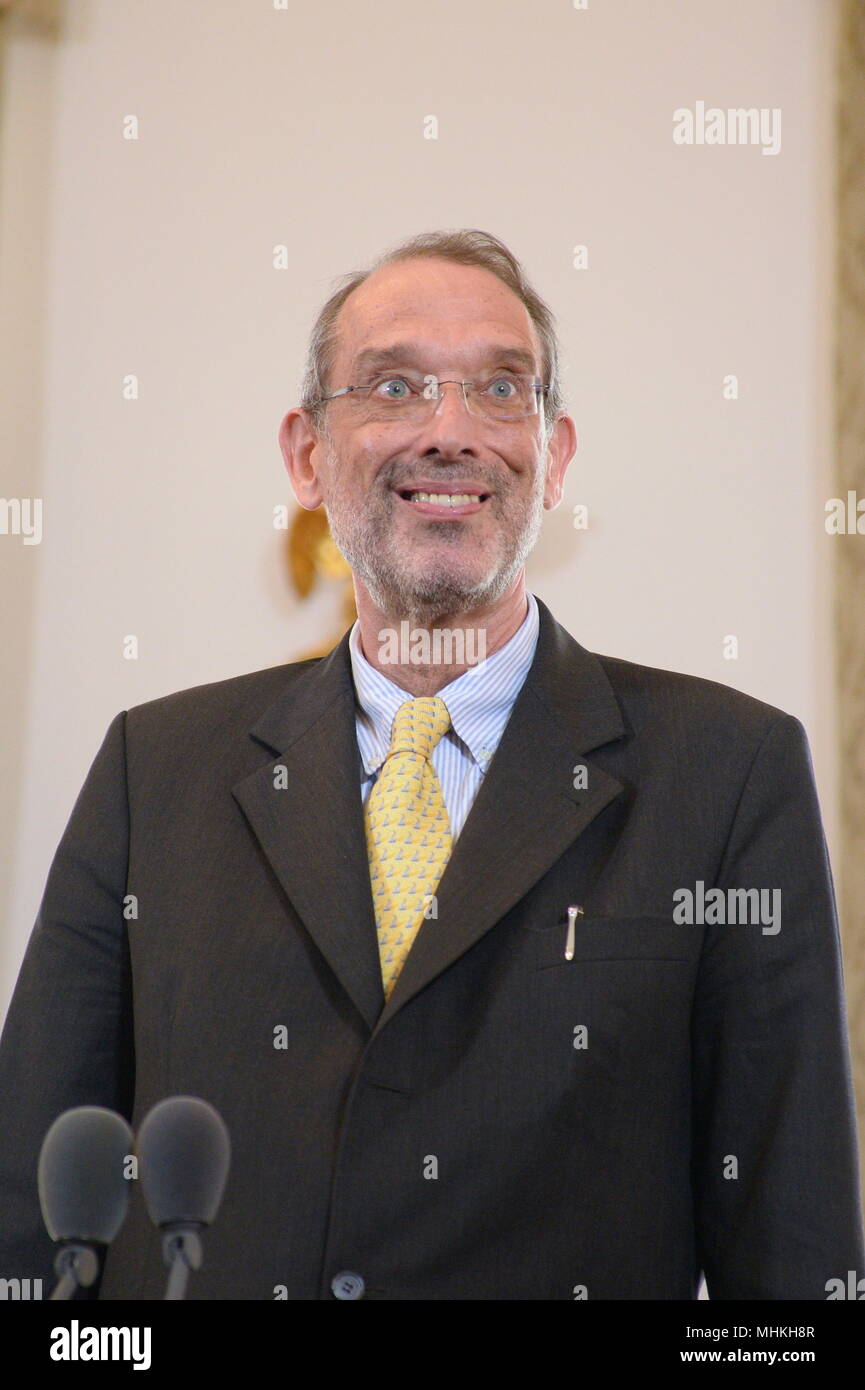 Wien, Österreich. Mai 2, 2018. Tagung des Ministerrats der Österreichischen Bundesregierung im Bundeskanzleramt in Wien. Bild zeigt Bundesminister Heinz Faßmann. Quelle: Franz Perc/Alamy leben Nachrichten Stockfoto
