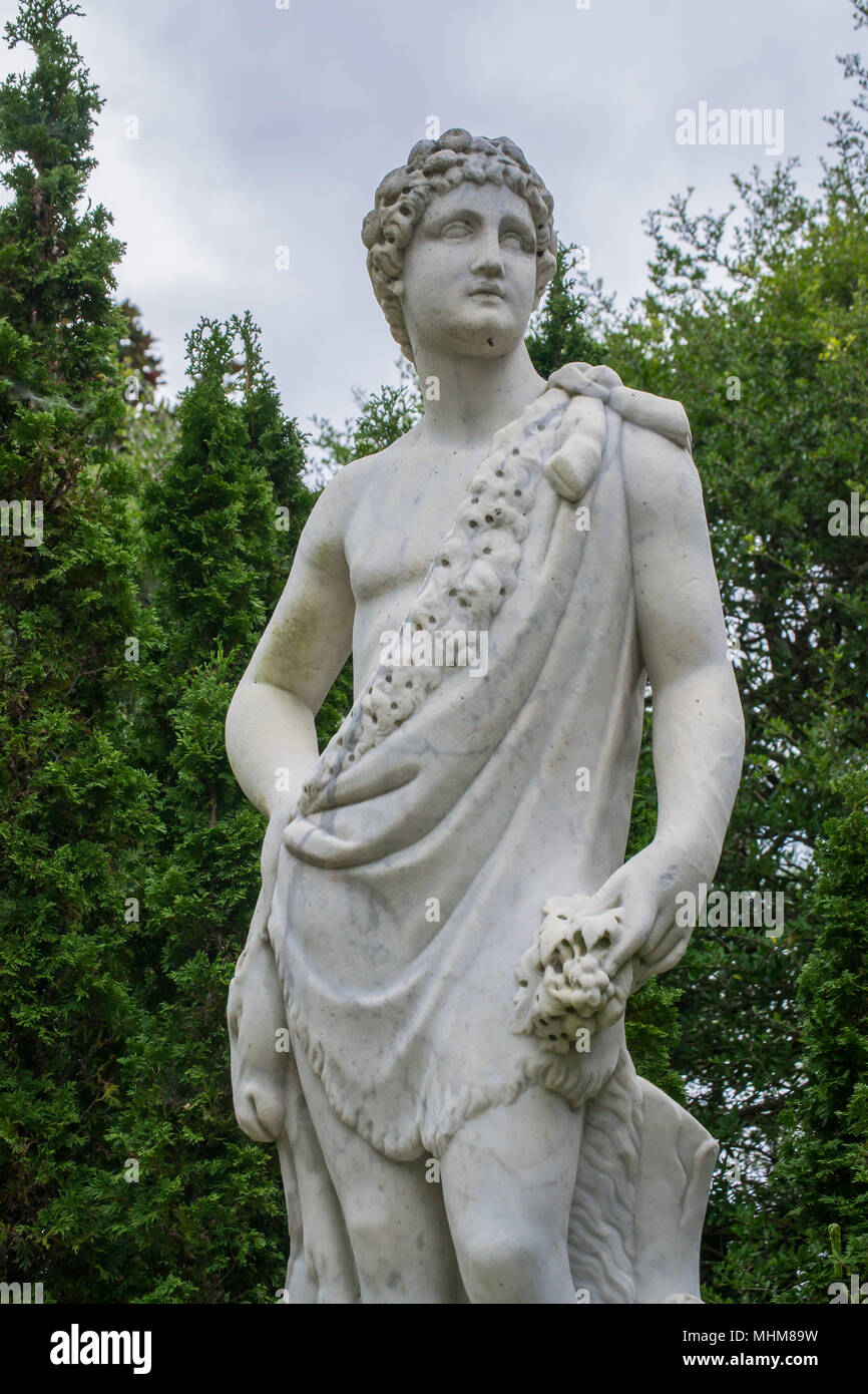 Besuchen Sie das historische New Bern, North Carolina und die Geschichte der Süden lernen. Statuen im Garten, Kanonen auf dem Perimeter. Es ist ein Schritt zurück in der Zeit Stockfoto