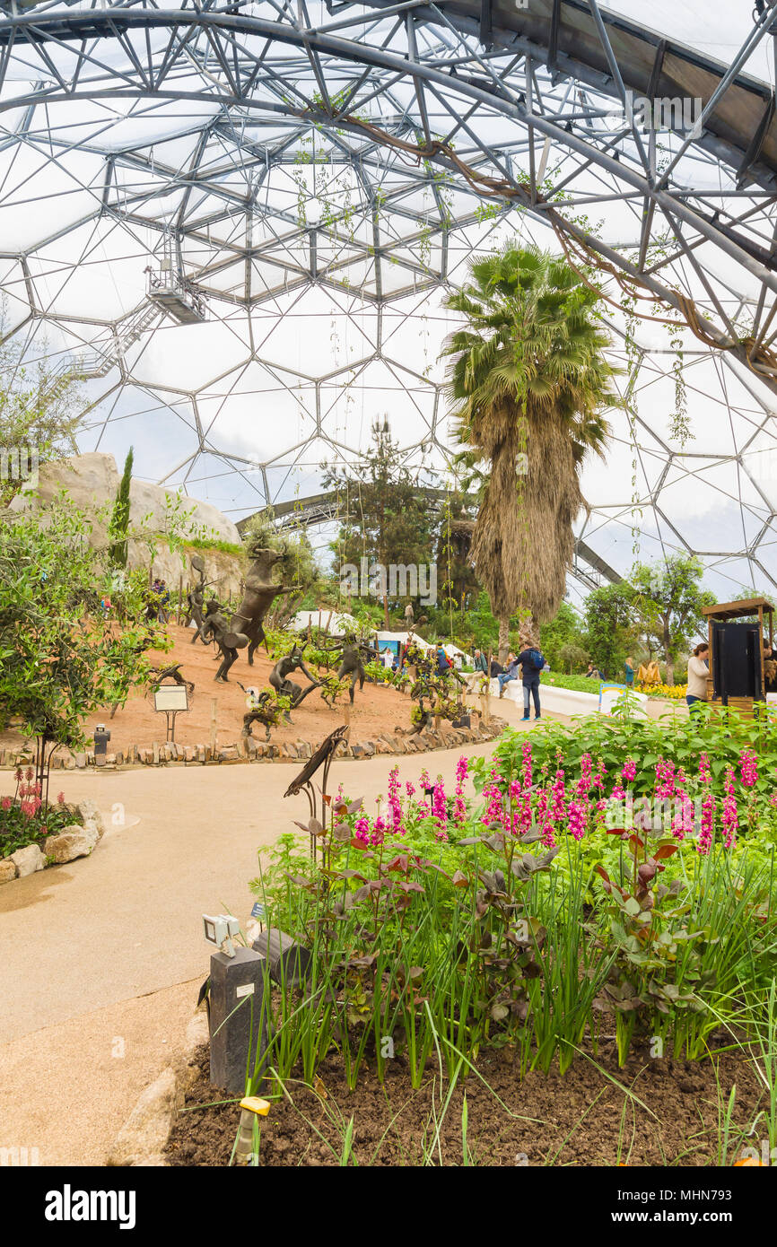 Das Eden Project in Cornwall eine pädagogische Liebe und beliebte Besucherattraktion in Cornwall. Stockfoto