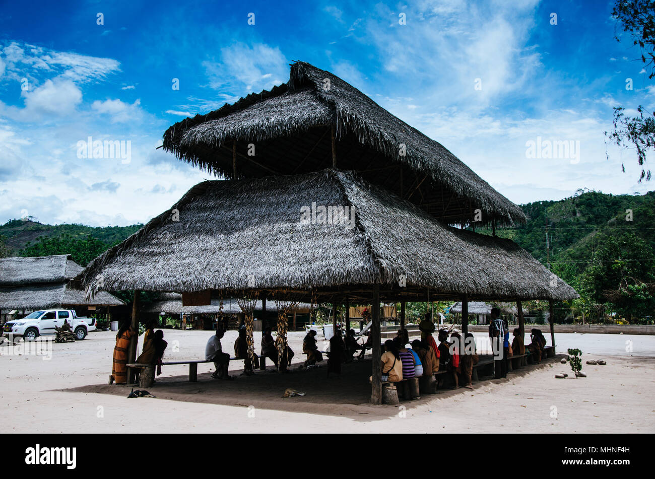 Typische Häuser in Pichanaki in Chanchamayo (Zentrale peruanischen Dschungel) Stockfoto