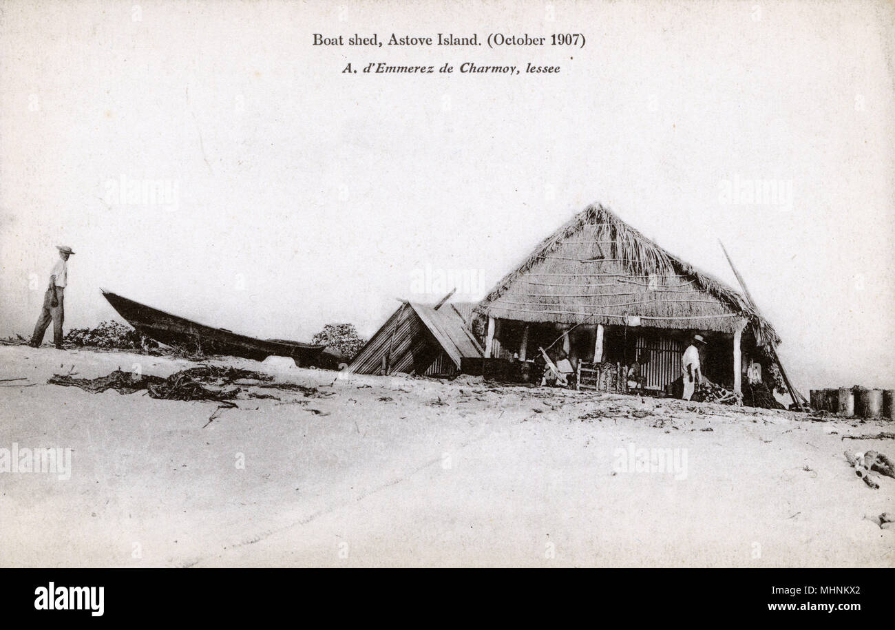 Boot Halle - astove Insel, Teil des Cosmoledo Group, Teil der äußeren Inseln der Seychellen, liegt im Südwesten der Insel Nation, 1.000 km (620 Meilen) von der Insel Mahe. Die ganze Insel erscheint über die Ernte und Trocknung von Mangrove Rinde gedreht worden zu sein. Datum: 1907 Stockfoto