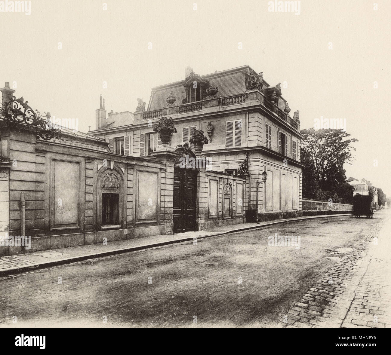 Hotel de noailles Fotos und Bildmaterial in hoher Auflösung Alamy