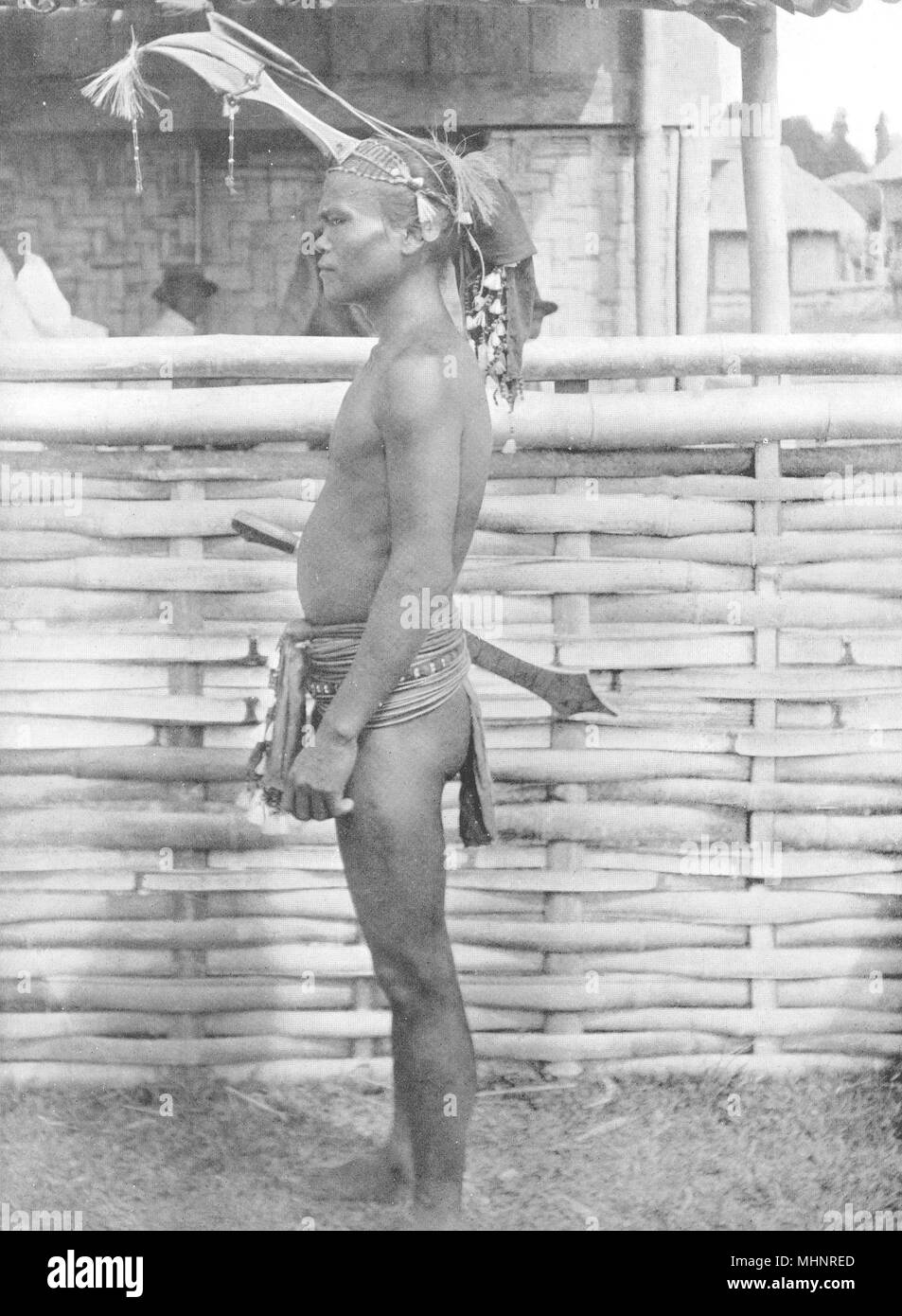 Philippinen. Eine Ilongot Krieger von Nord-luzon; 1900 alten, antiken Drucken Stockfoto