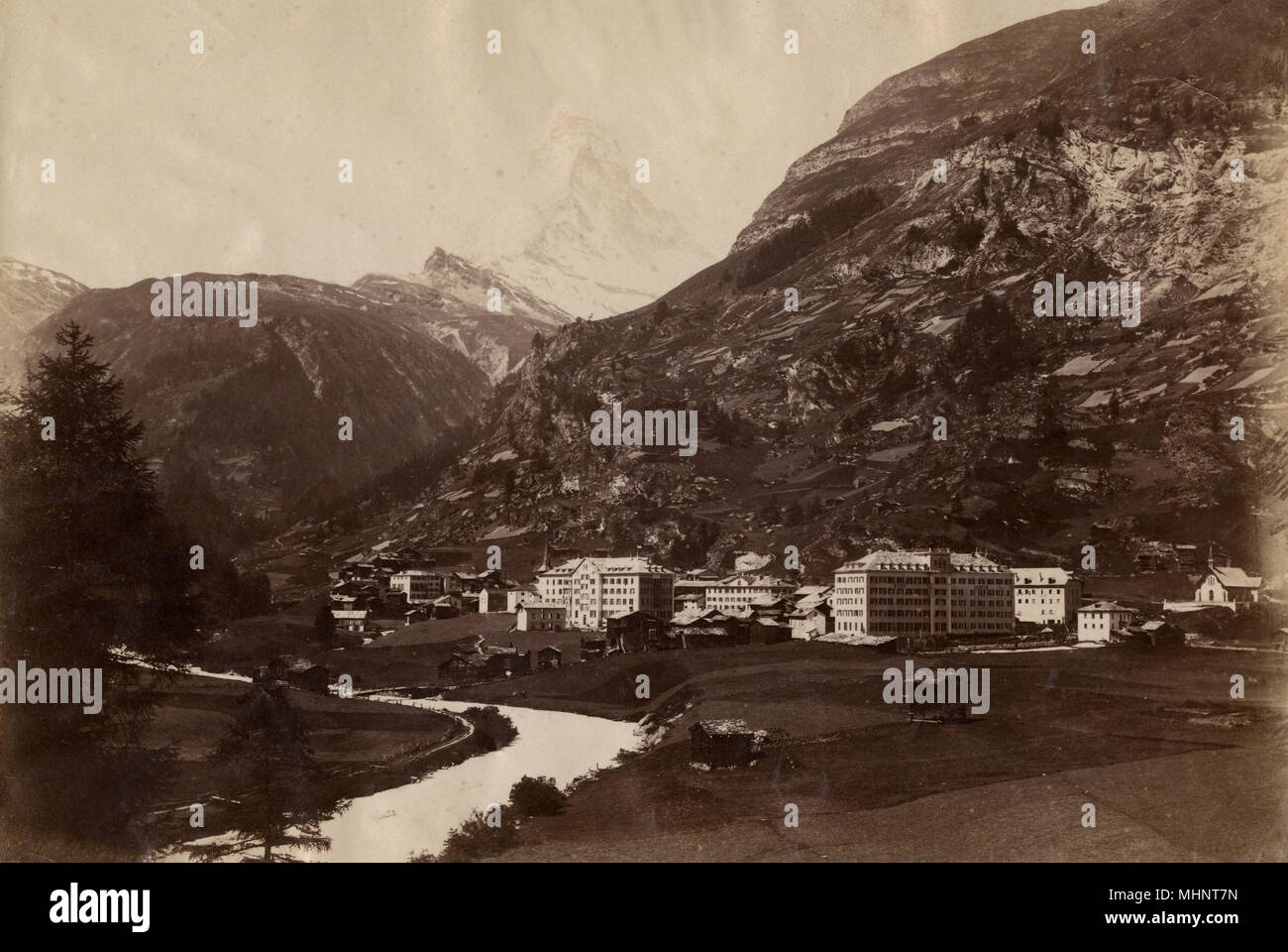Zermatt - Hotel Cervin - Matterhorn im Hintergrund sichtbar Stockfoto