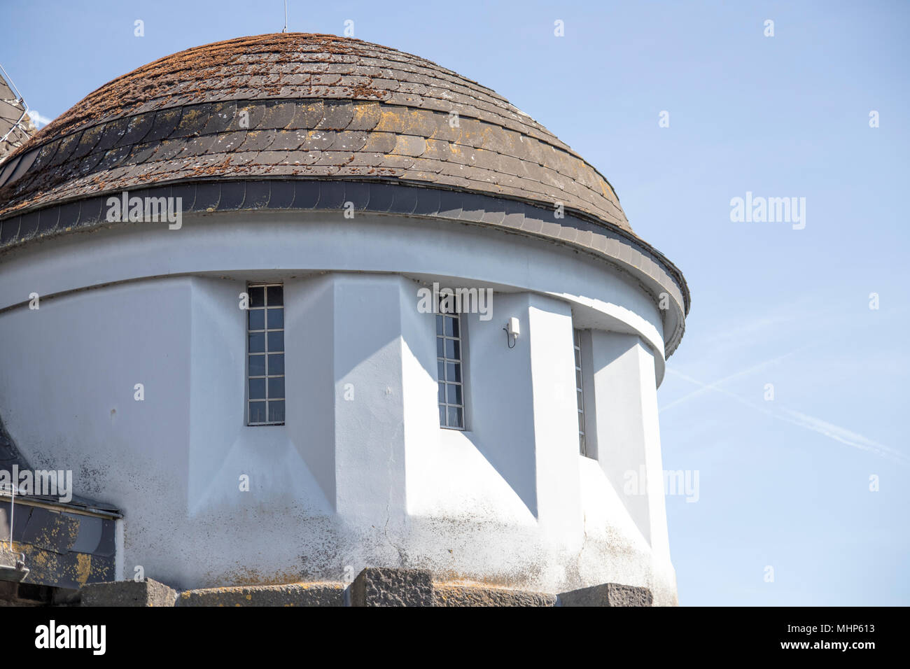 Reservoir das Tower House mit Windows Stockfoto