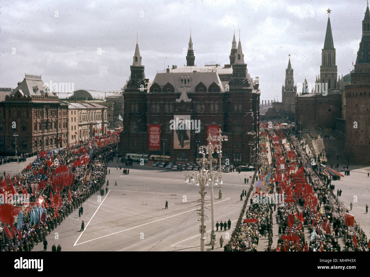 Straßenszene am Mai, Roter Platz, Moskau, UdSSR Stockfoto