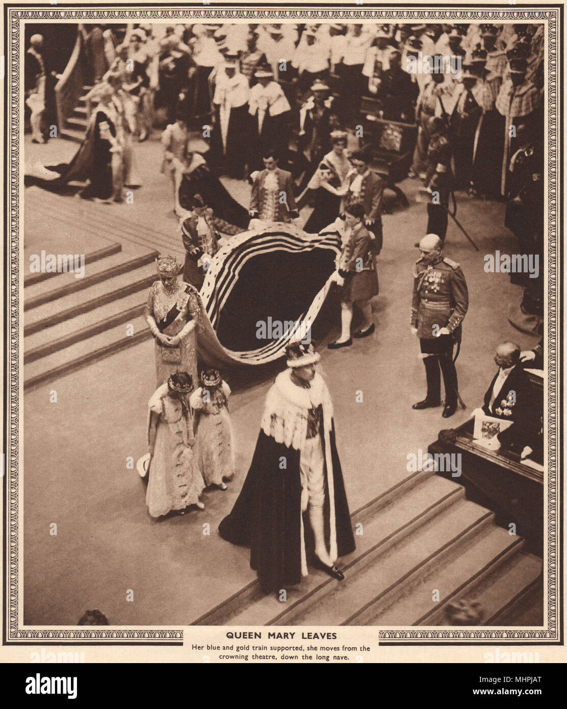 Krönung 1937. Queen Mary von Teck Blätter Westminster Abbey alten Drucken 1937 Stockfoto