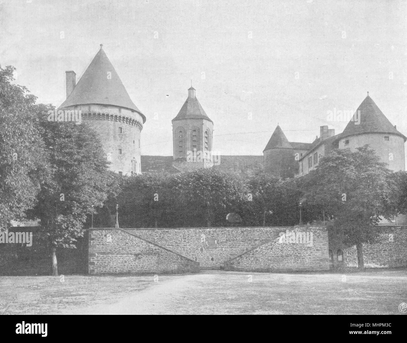 CREUSE. Bourganeuf - Tour de Zizim 1904 alte antike vintage Bild drucken Stockfoto