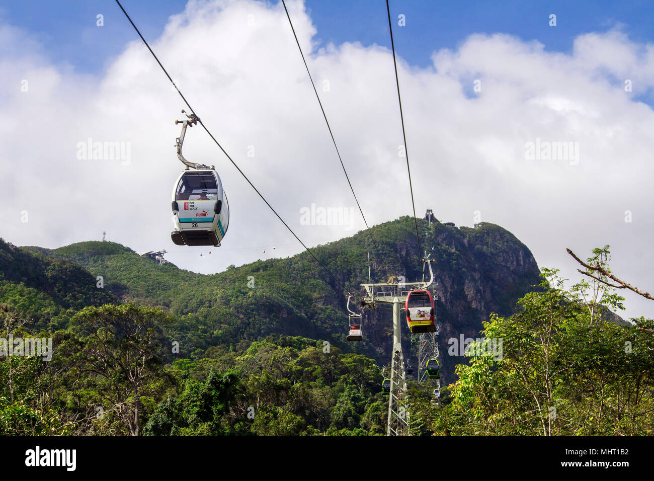 Die Langkawi Seilbahn oder SkyCab, die wichtigsten Sehenswürdigkeiten der Insel. Es wurde offiziell im Jahr 2003 vom ehemaligen Premierminister Mahathir geöffnet Tun. Stockfoto