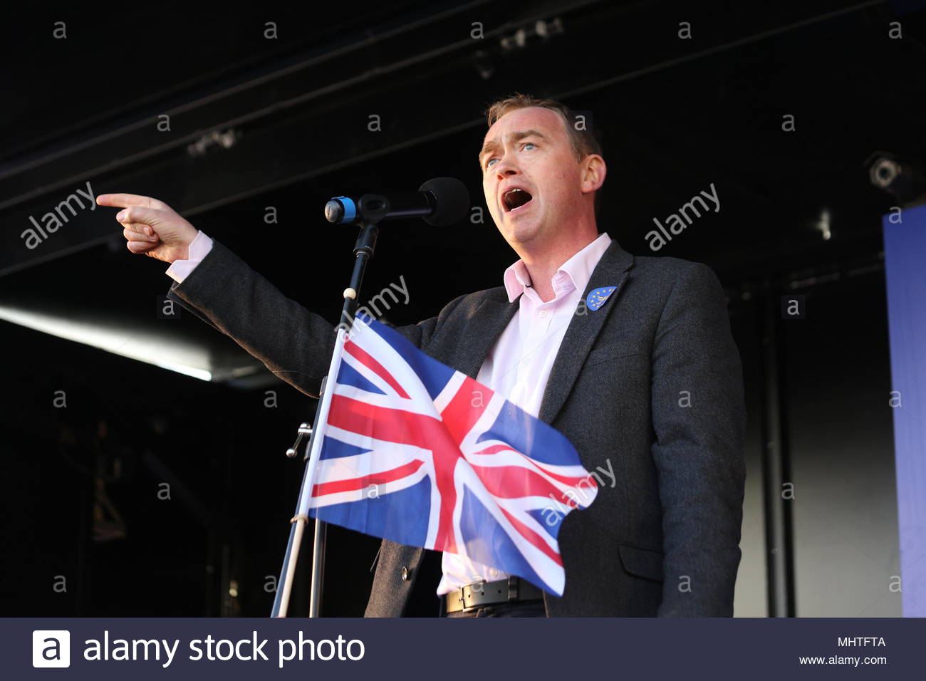 Tim Farron, der ehemalige Führer der Liberaldemokraten, hält eine Rede bei einer Anti-Brexit Rallye in Westminster Stockfoto