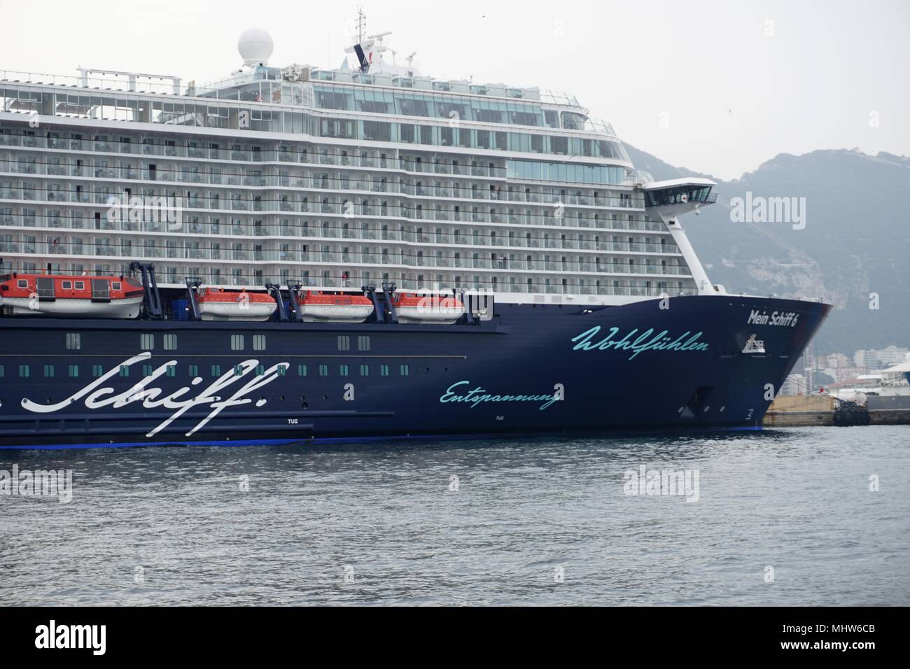 Kreuzfahrtschiff Mein Schiff 6 Tui Cruises Stockfoto Bild