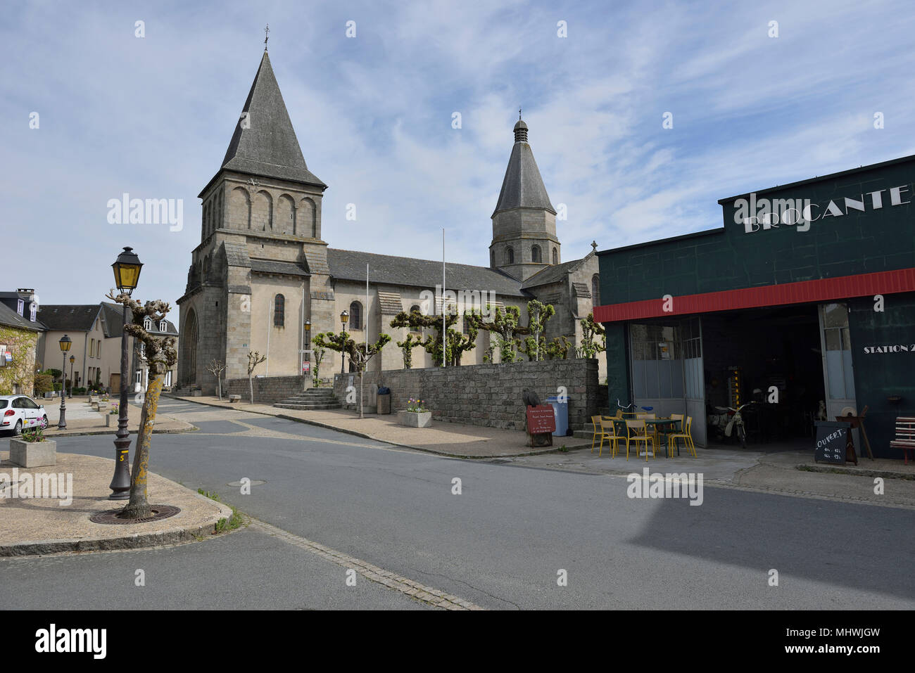 Die Kirche in Bénévent-l'Abbaye, Creuse Departement, Nouvelle-Aquitaine Region, Frankreich Stockfoto