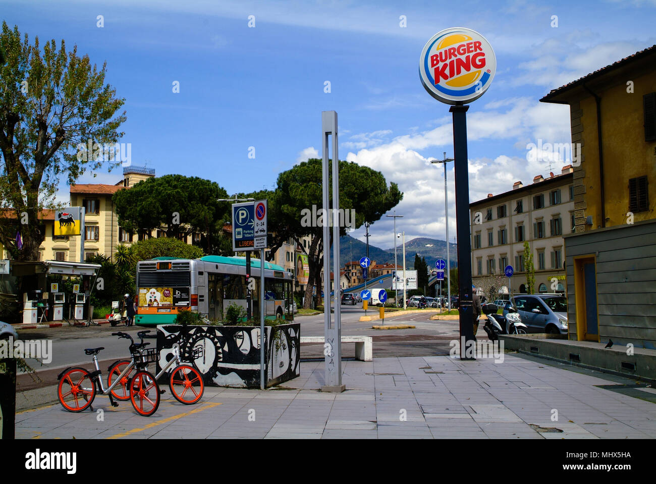 Burger King von Piazza Alberti. Florenz Italien. Externe Ansicht der wichtigsten speichern. Bewölkten Tag. Stockfoto