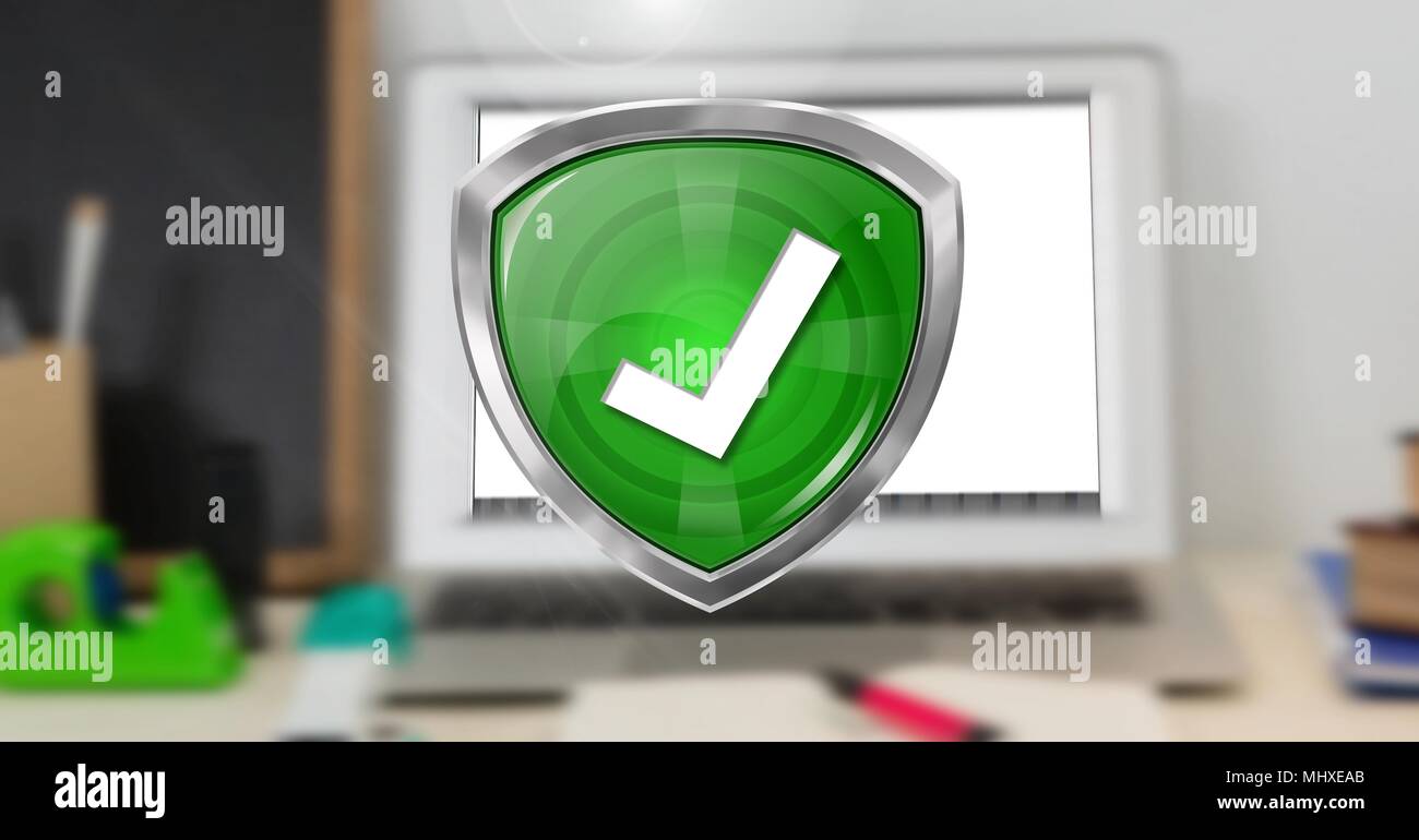 Richtigen tick Sicherheit Schutz Schild und Computer im Hintergrund Stockfoto