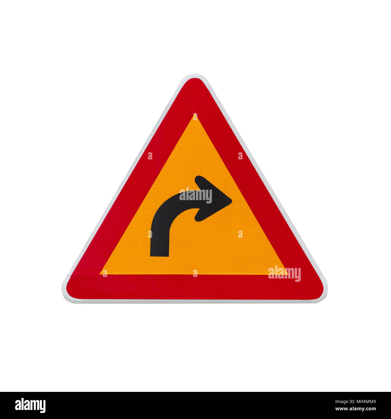 Gefährliche biegen Sie rechts, Warnung Verkehrsschild auf weißem Hintergrund Stockfoto