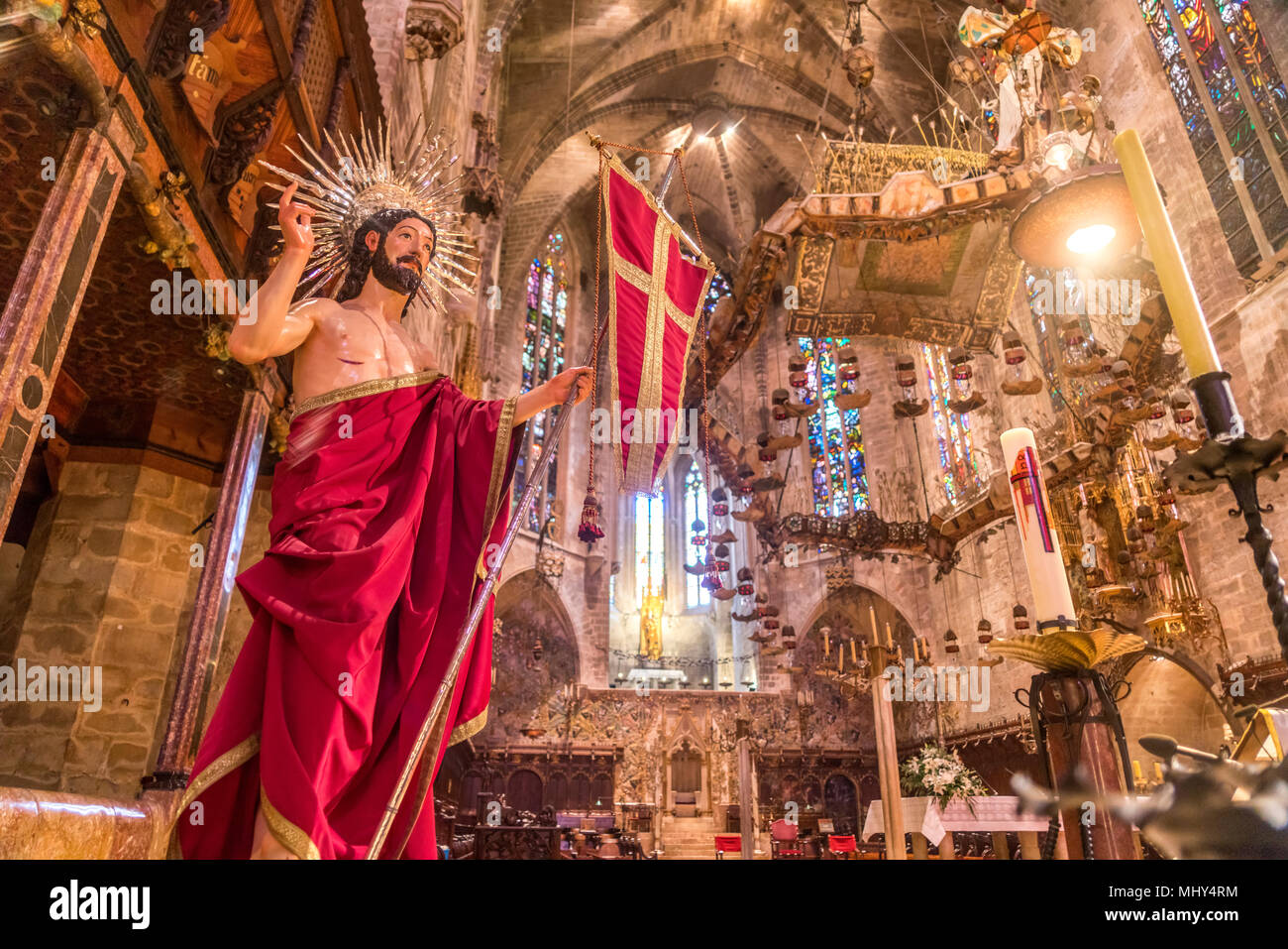 Innenraum der Kathedrale La Seu, Palma de Mallorca, Mallorca, Balearen, Spanien | Kathedrale La Seu, Palma de Mallorca, Mallorca, Balearen Isl Stockfoto