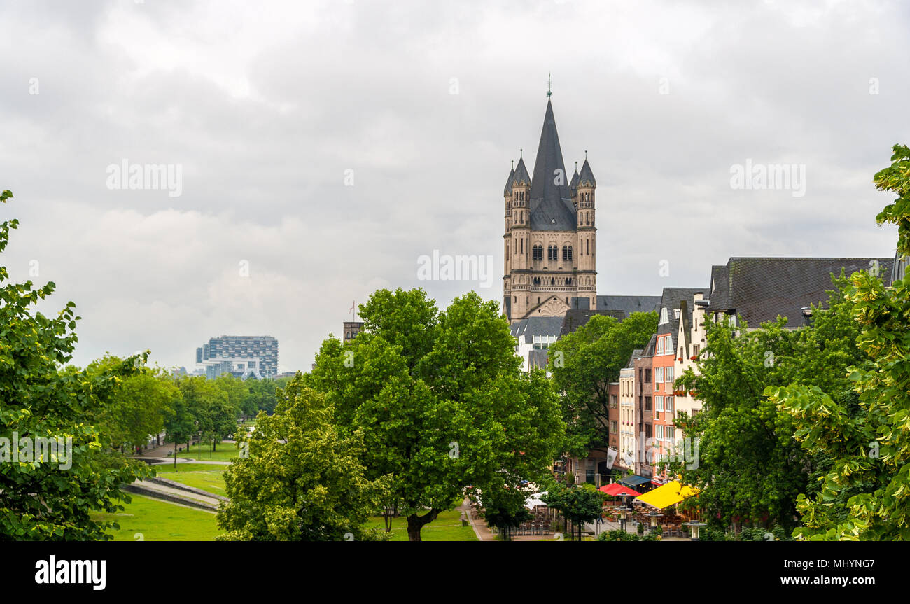 Blick auf den Kölner Damm - Deutschland, Nordrhein-Westfalen Stockfoto