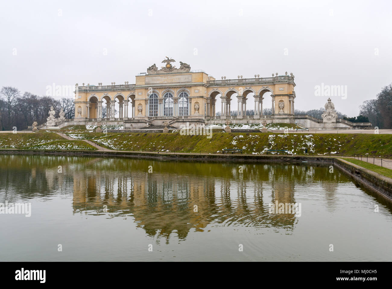 Die Gloriette in Schönbrunn, Wien, Österreich Stockfoto