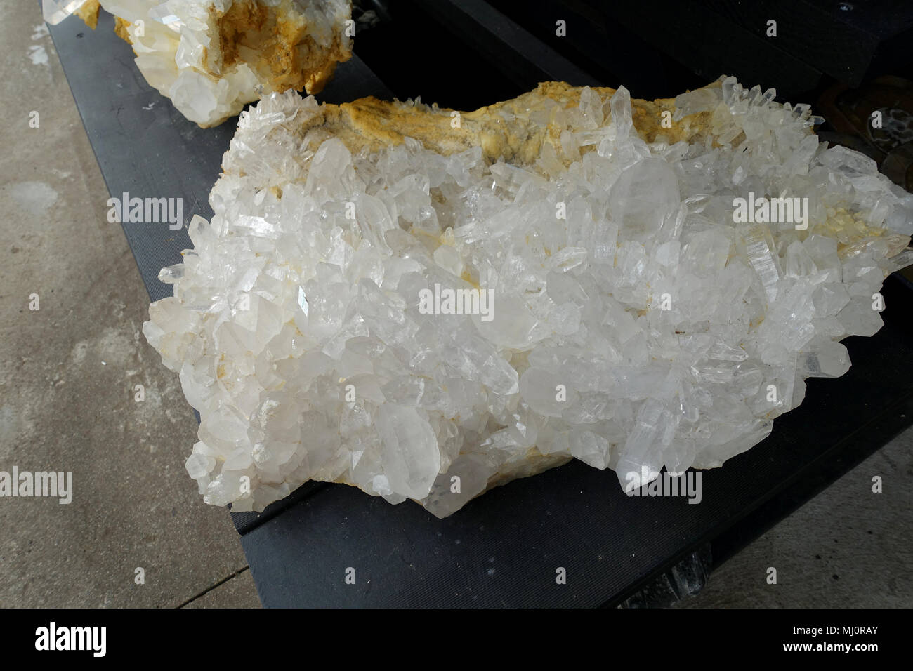 Quarz Mineralgestein Stockfoto