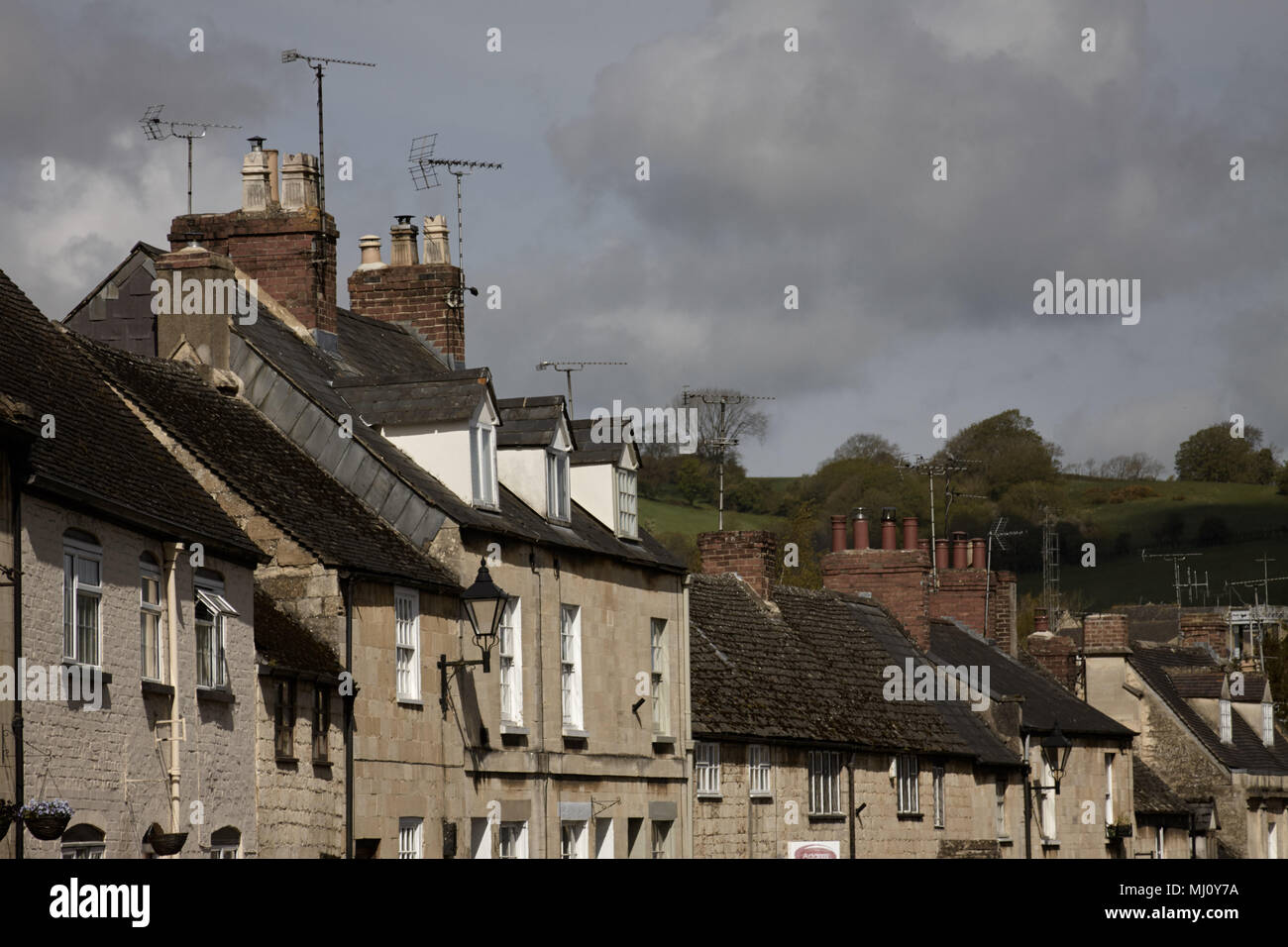 Der Dachlinie des terrassierten Cotswold Häuser in Winchcombe, Gloucestershire. Stockfoto