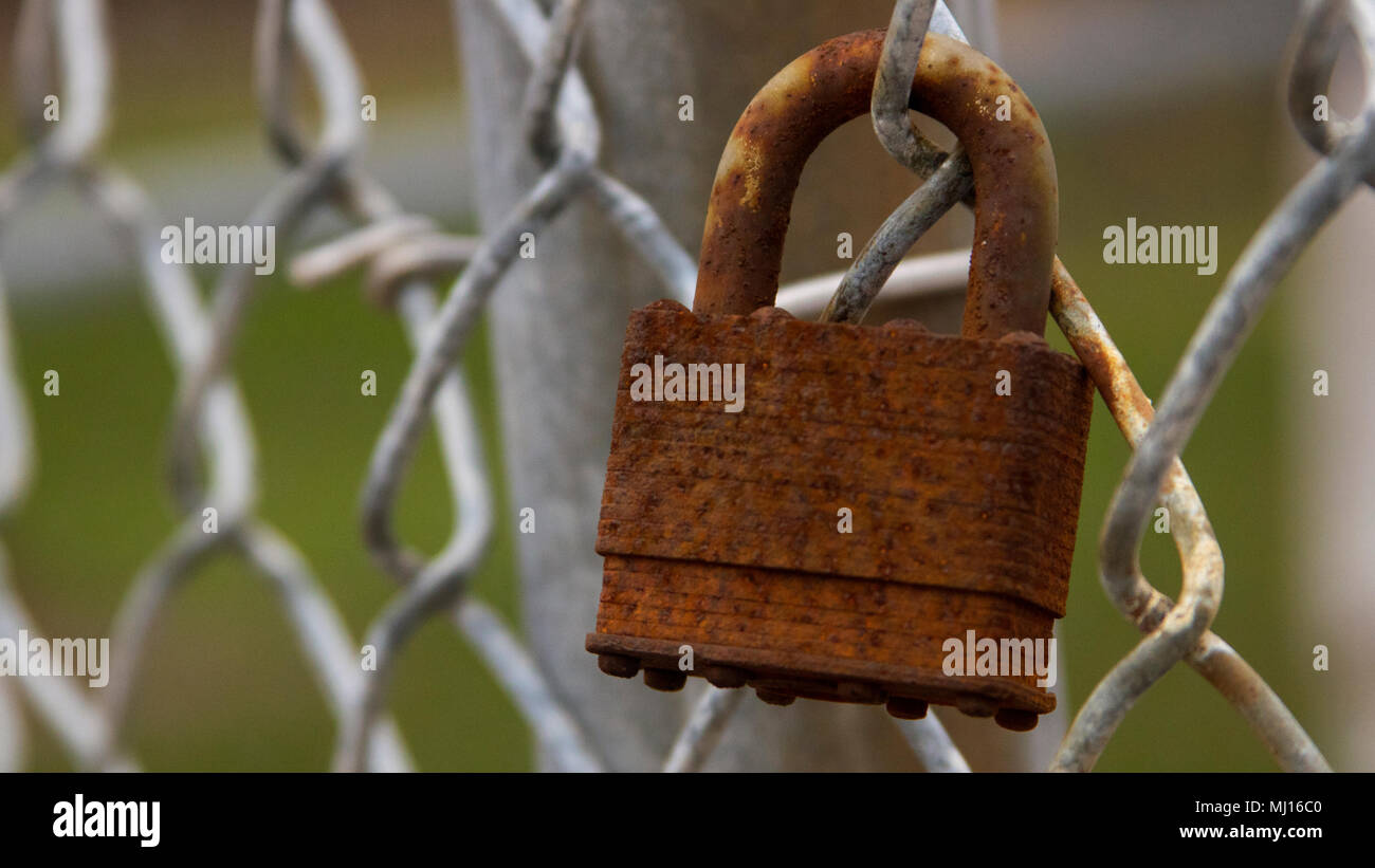Schloss An Einem Zaun Stockfotos Und Bilder Kaufen Alamy