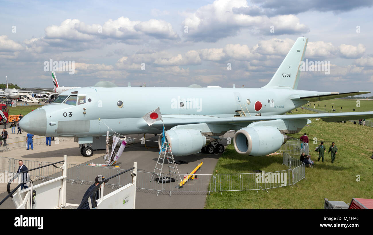 BERLIN, DEUTSCHLAND - Apr 27, 2018: Die neuen japanischen Kawasaki P-1 Seeüberwachungsflugzeuge auf der ILA Berlin Air Show. Stockfoto