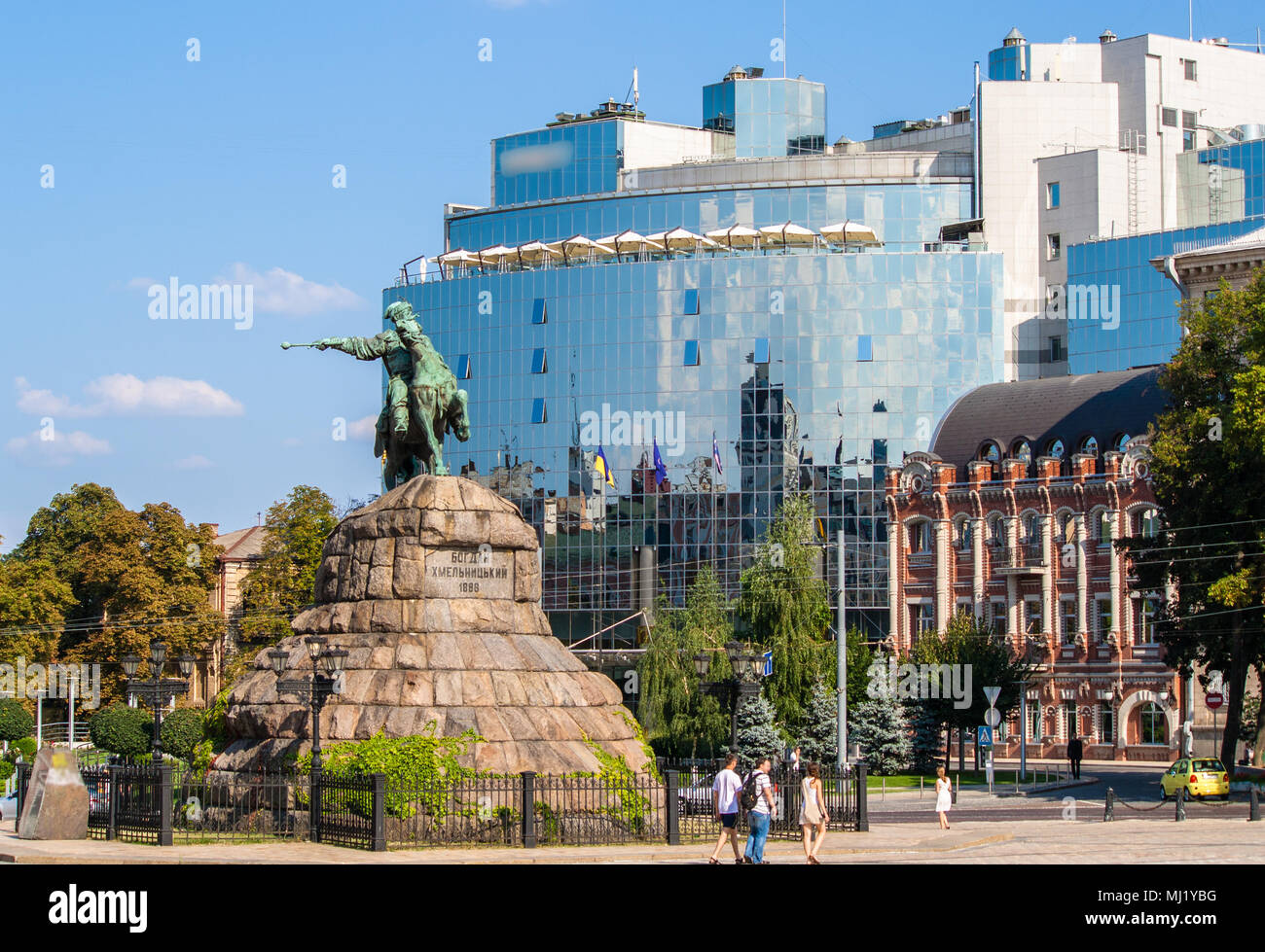 Die Bogdan Chmelnizkij Denkmal an Sofiyska Platz in Kiew, UKRA ausgeliefert Stockfoto