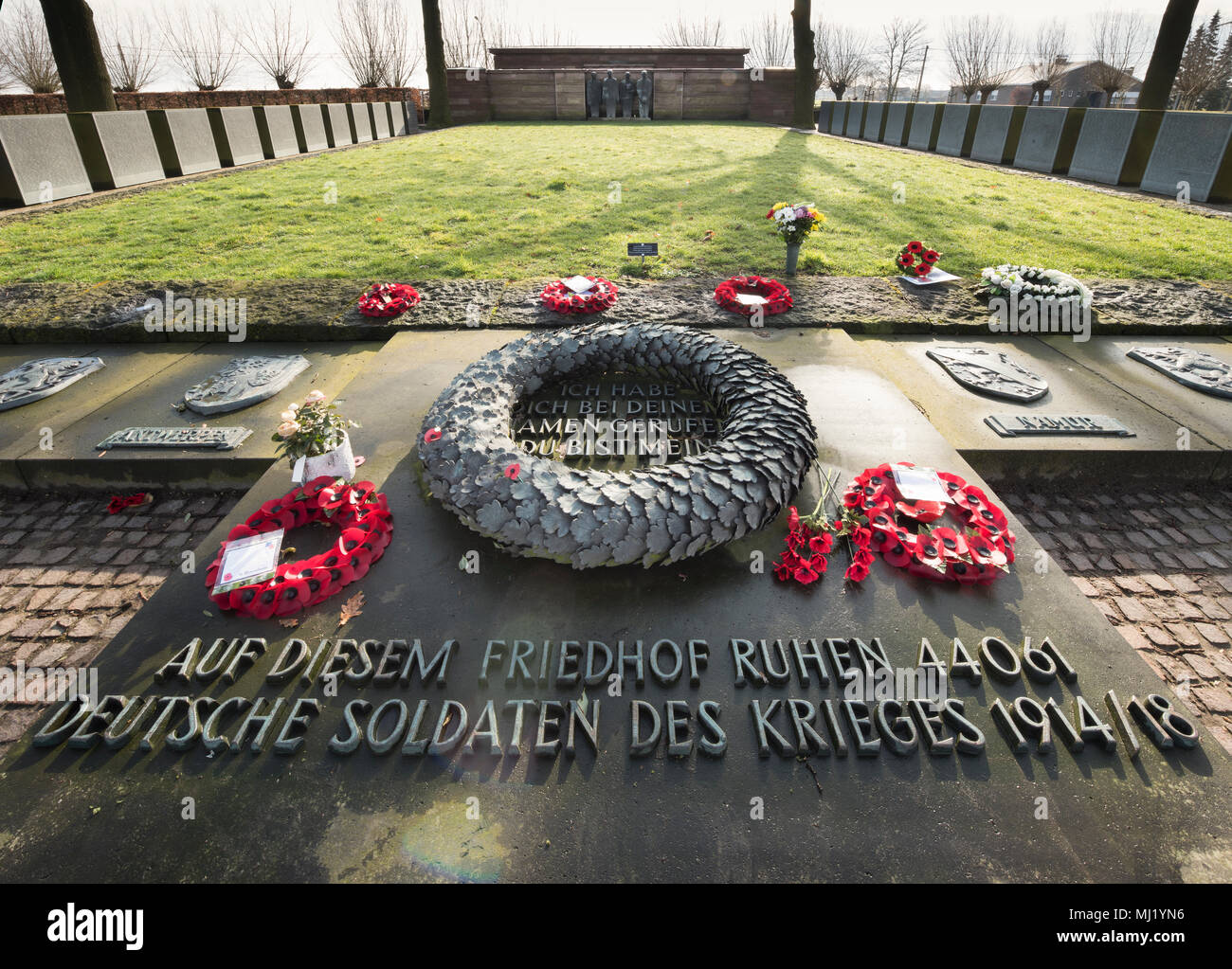 Deutsche Soldatenfriedhof Langemark, Redesign 2015, Gedenkstein, den Ersten Weltkrieg, Langemark Poelkapelle, West Flandern Stockfoto