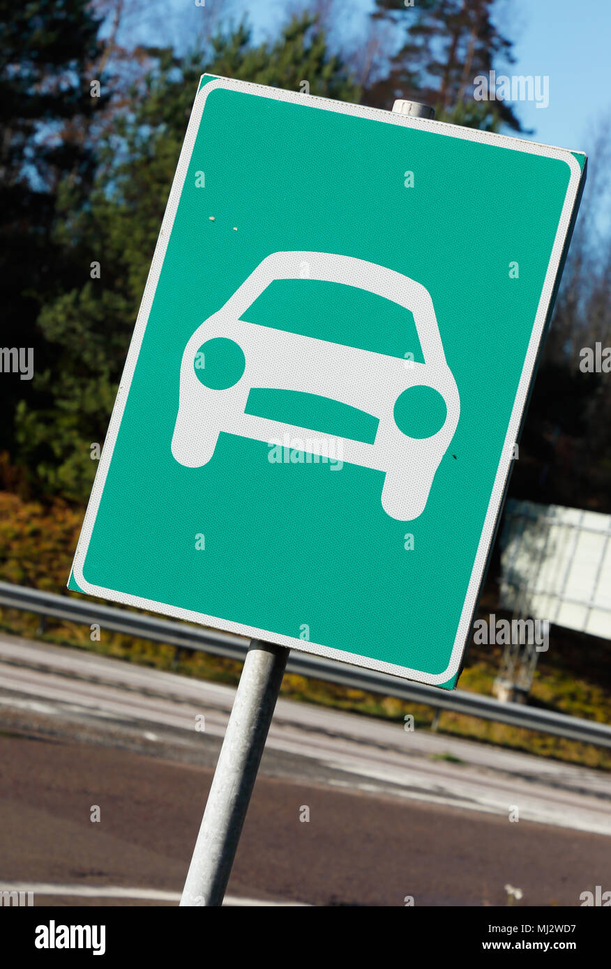 Schwedische Schild für einen begrenzten Zugriff auf Fahrbahn. Stockfoto