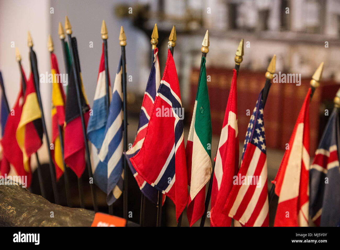 Objekte zum Verkauf in Antiquitäten Shop in Banbury Altstadt Stockfoto