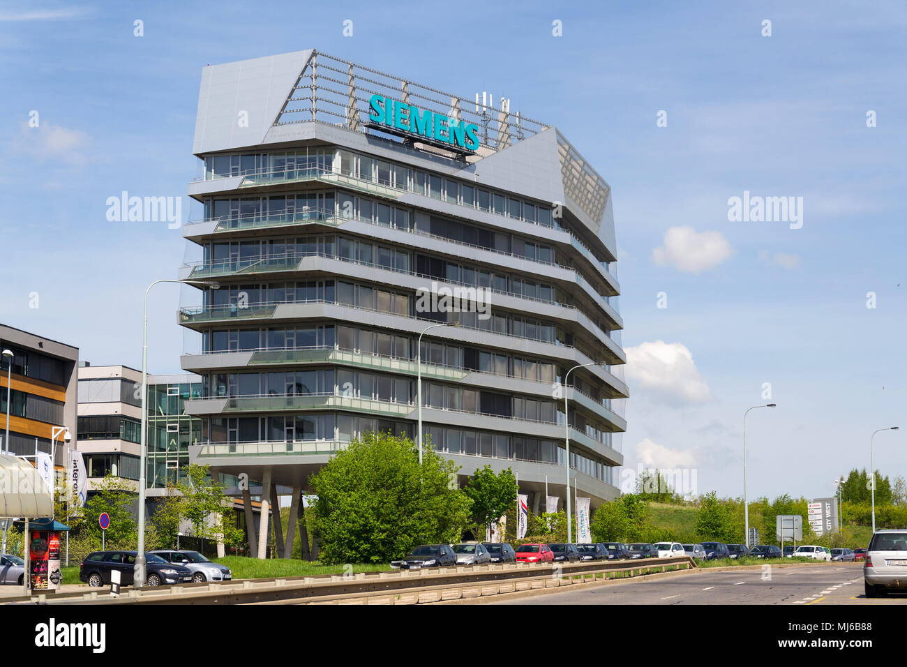 Prag, tschechische Republik - 27 April 2018: die Firma Siemens Logo auf tschechischen Hauptquartier am 27. April 2018 in Prag, Tschechische Republik. Stockfoto