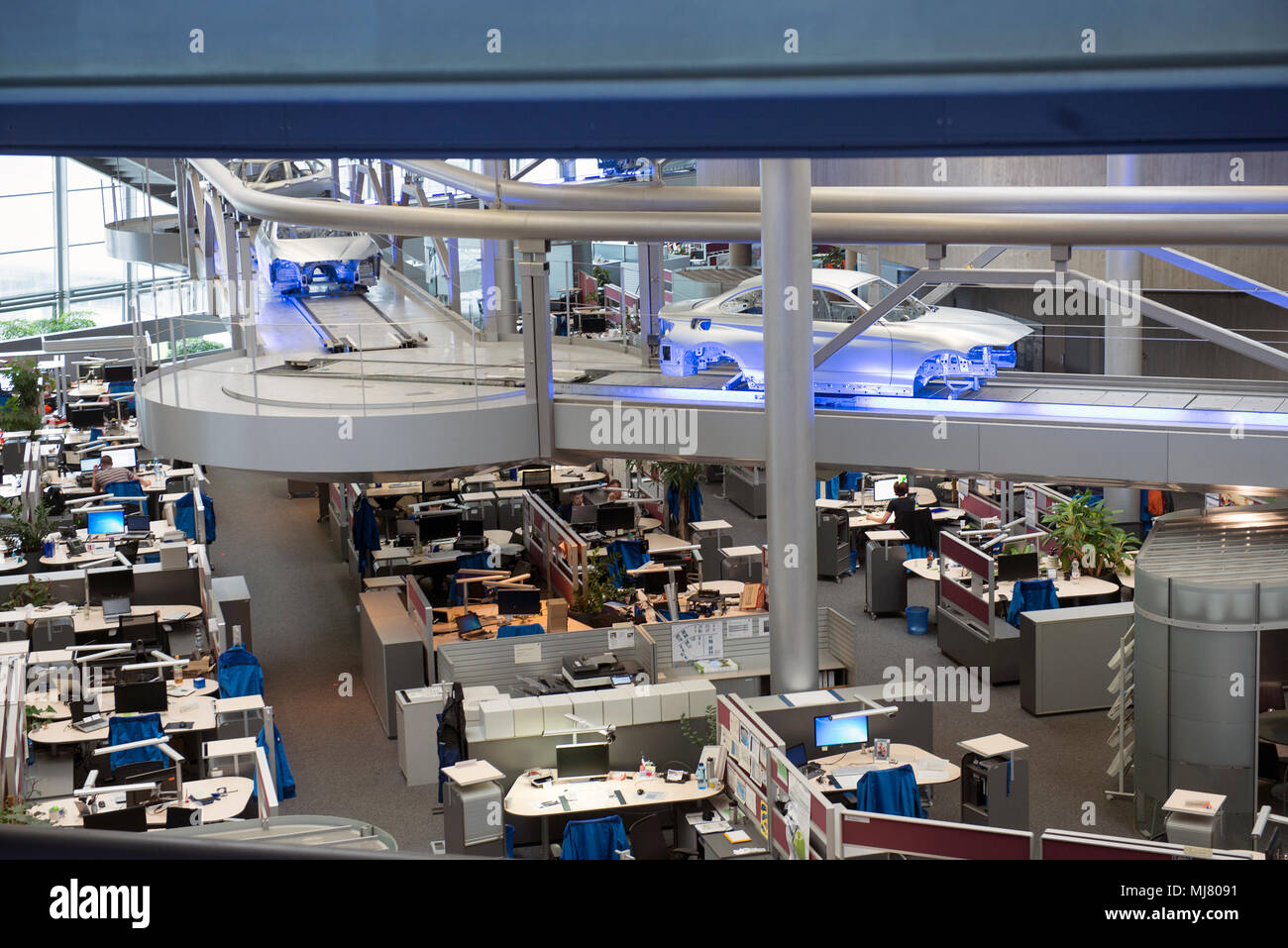 Das Zentralgebäude, BMWWerk in Leipzig Stockfotografie Alamy