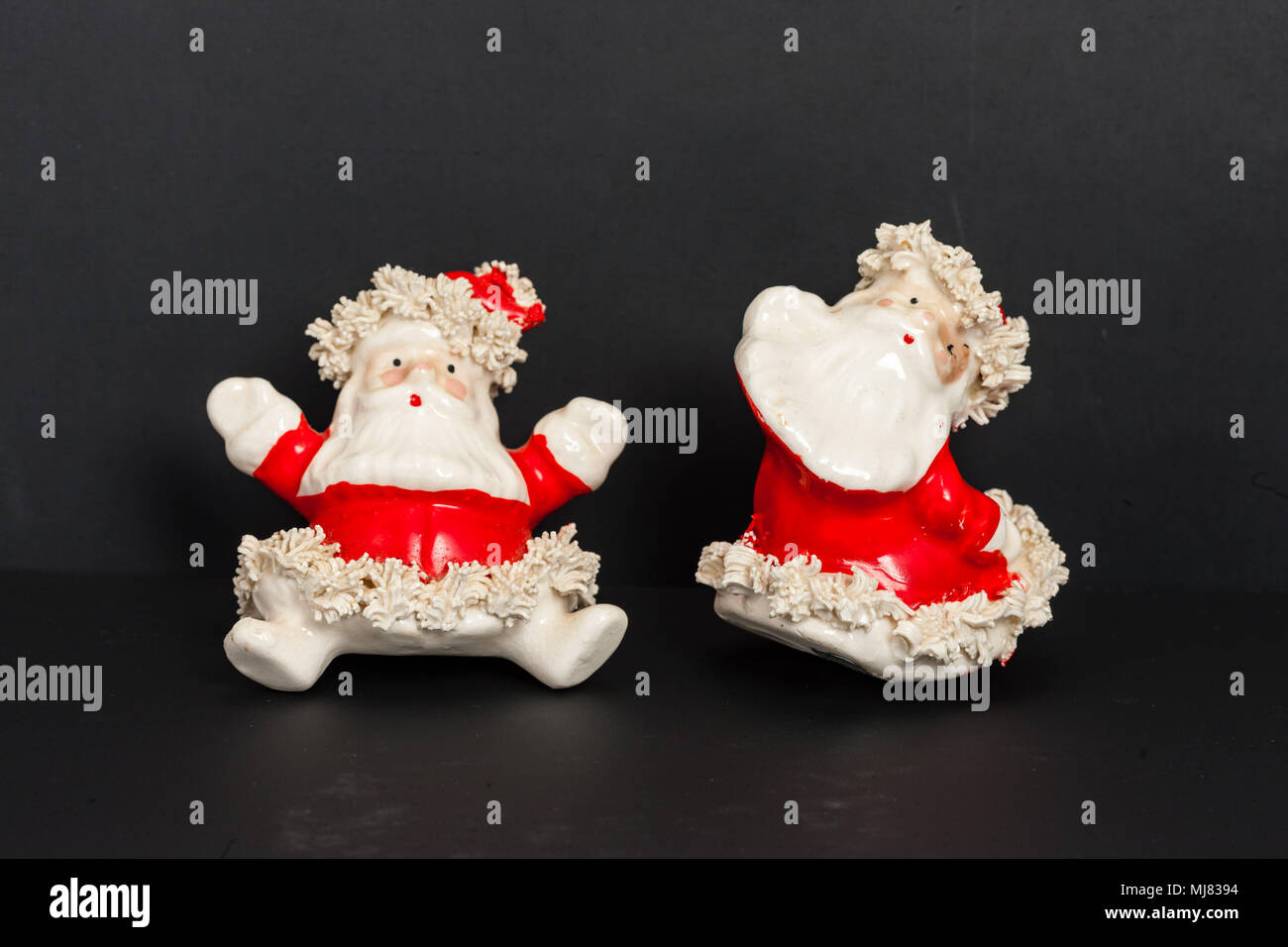 Keramik Santa Claus Salz- und Pfefferstreuer set Stockfoto