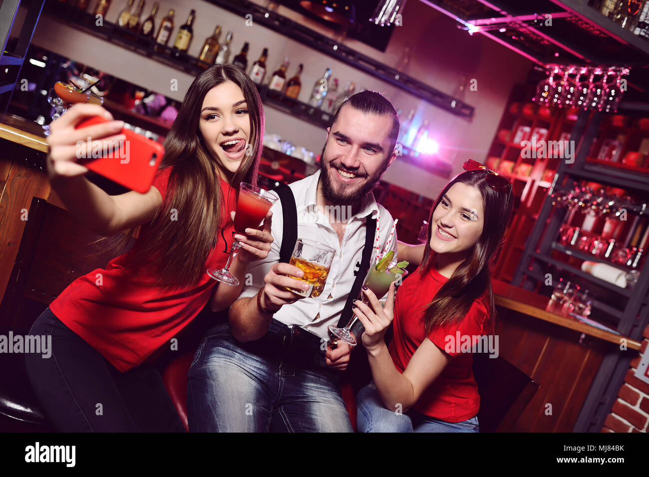 Nachtclub Party Stockfotos Und Bilder Kaufen Alamy 3877