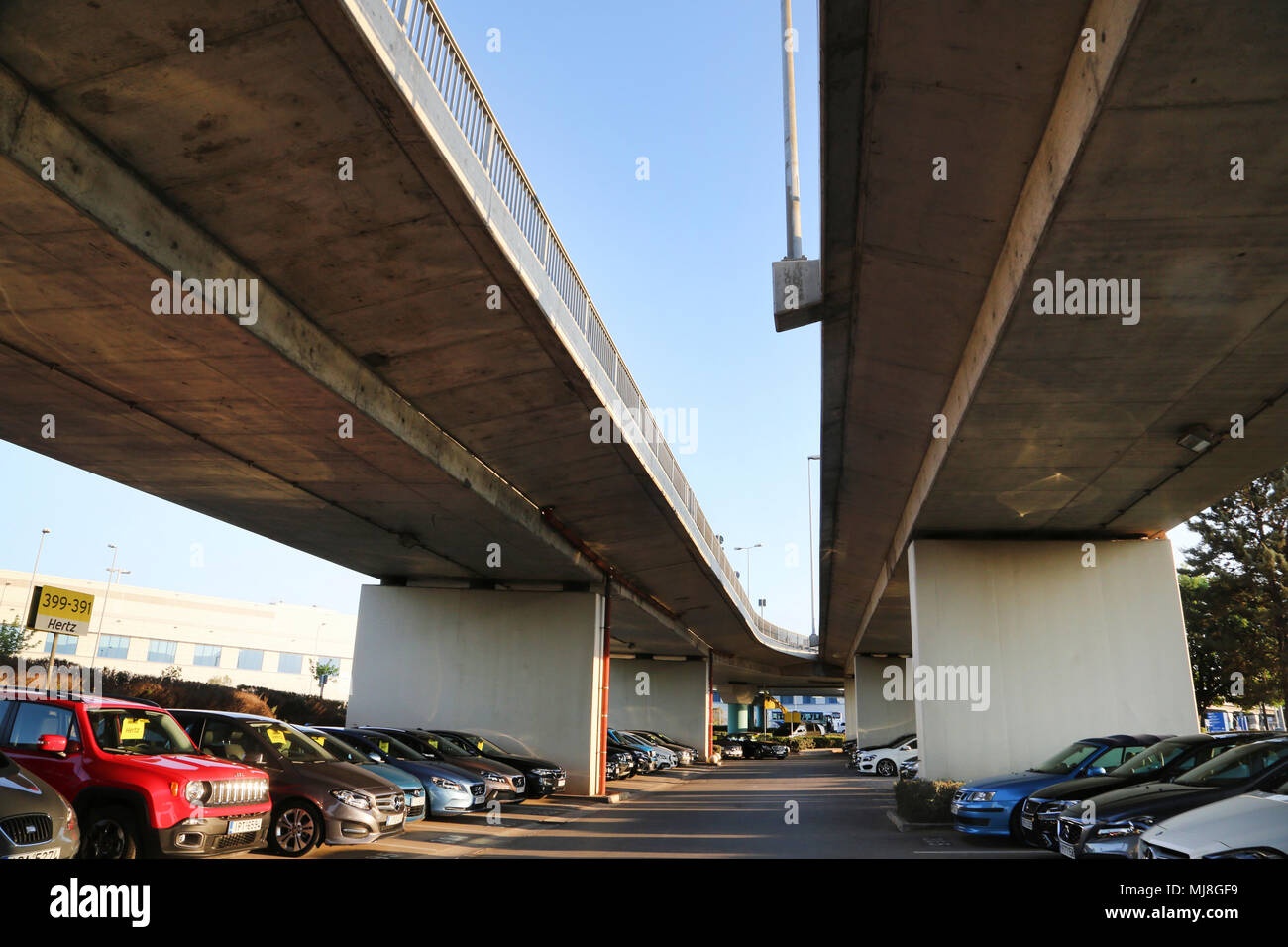 Hertz Rental Car Stockfotos Und Bilder Kaufen Seite 2 Alamy
