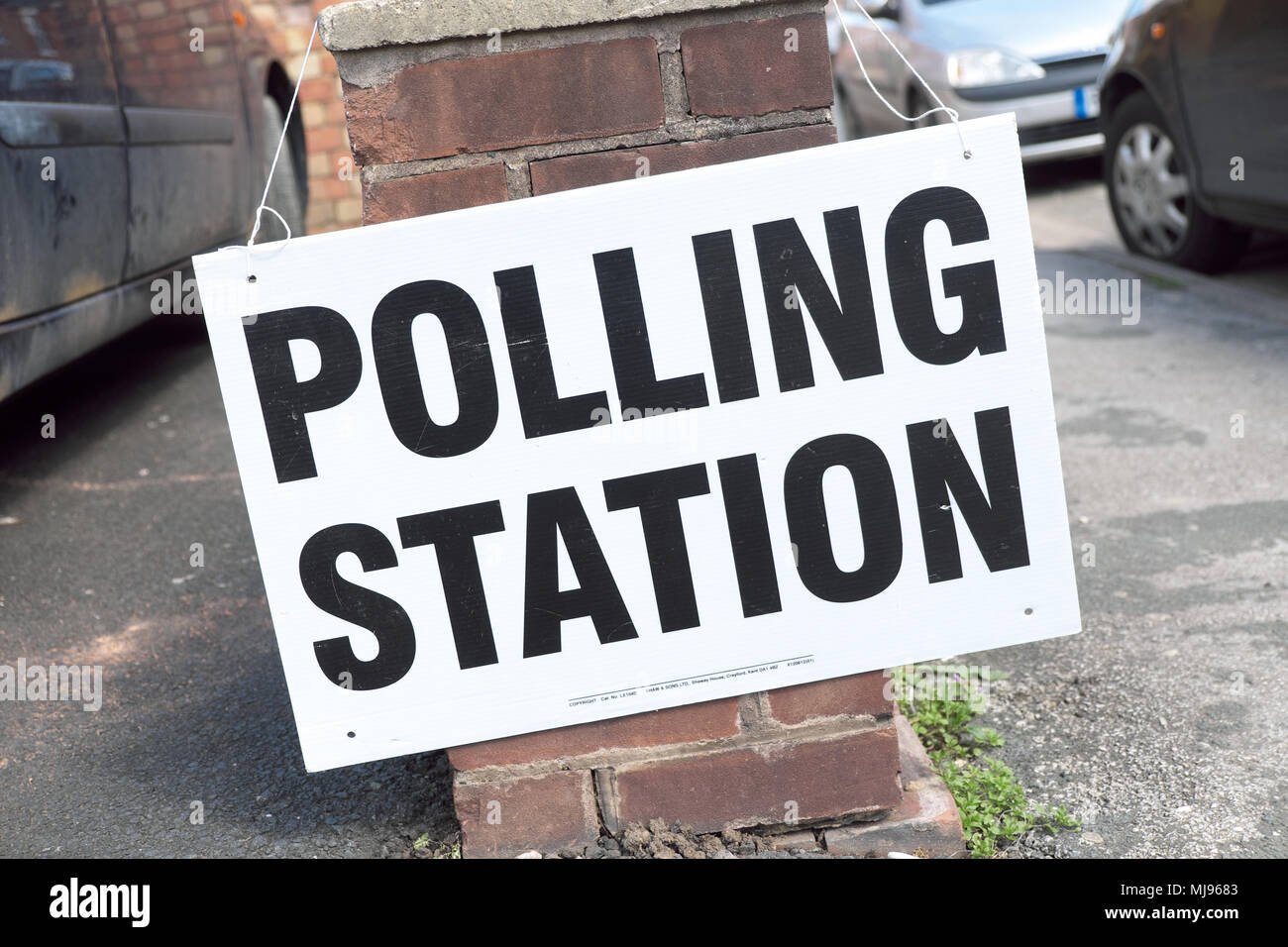 Wahllokal Zeichen an britischen Wahlen 2018 Stockfoto