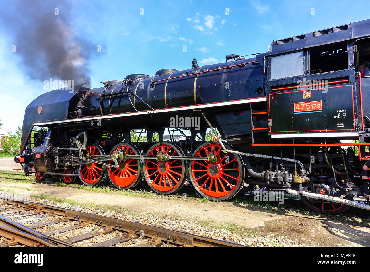 Lokomotive 475,1 war eine Dampflokomotive hergestellt 1948 in Skoda Plzen. Den Spitznamen Adlige, Brandys nad Labem, Tschechische Republik Stockfoto