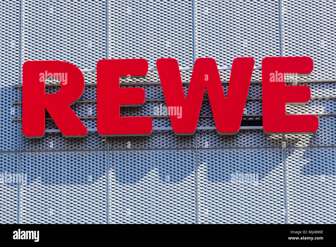 REWE-Logo, Deutschland, Europa Stockfoto