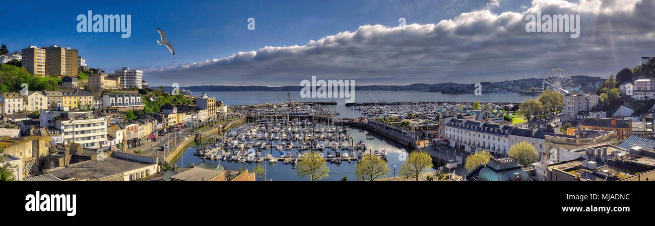 De - Devon: Panoramablick auf die Stadt und den Hafen von Torquay (HDR-Bild) Stockfoto