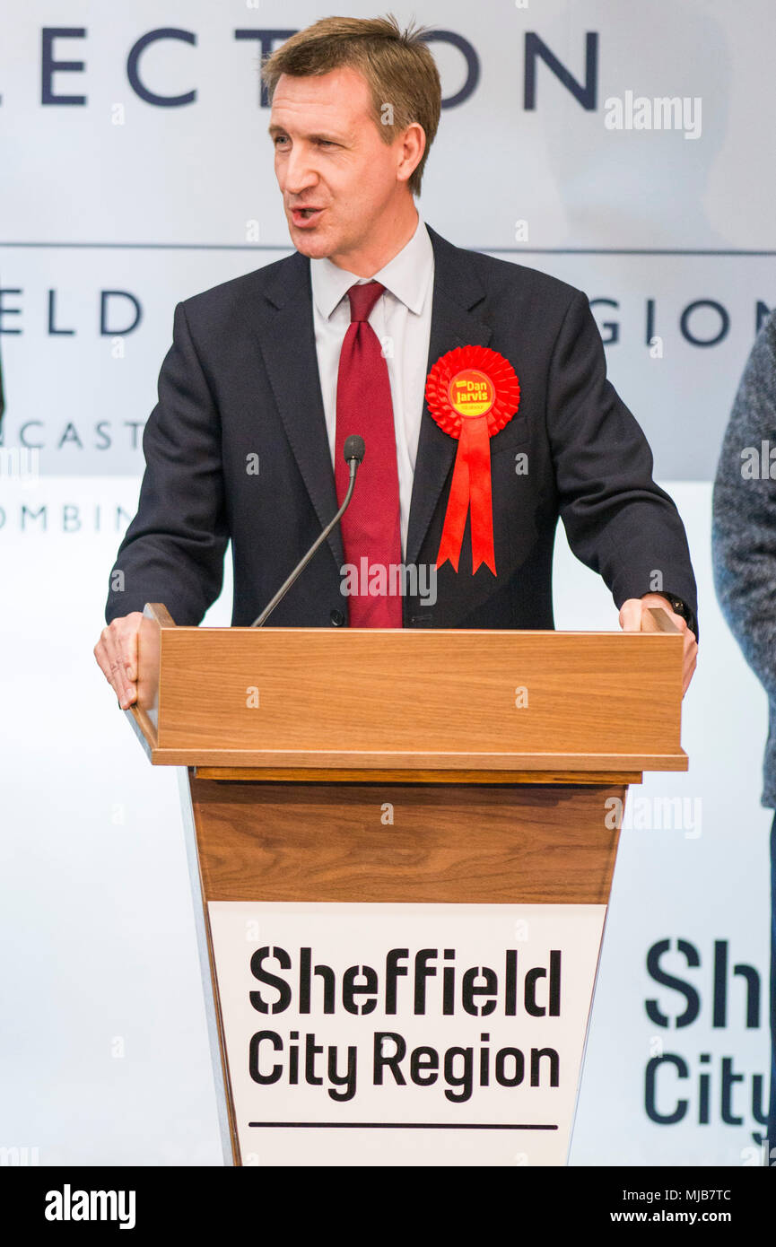 Bürgermeisterwahl Sheffield City Region 2018 Dan Jarvis, Labour MP für Barnsley Central ist als der Bürgermeister für die Sheffield City Region zurück Stockfoto