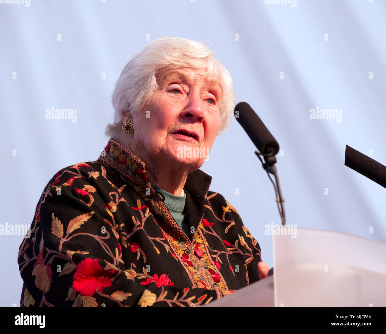 Shirley Williams, der Politiker, der Arbeit war, SDP und dann libdem, Gespräche in Oxford Arts Festival Stockfoto