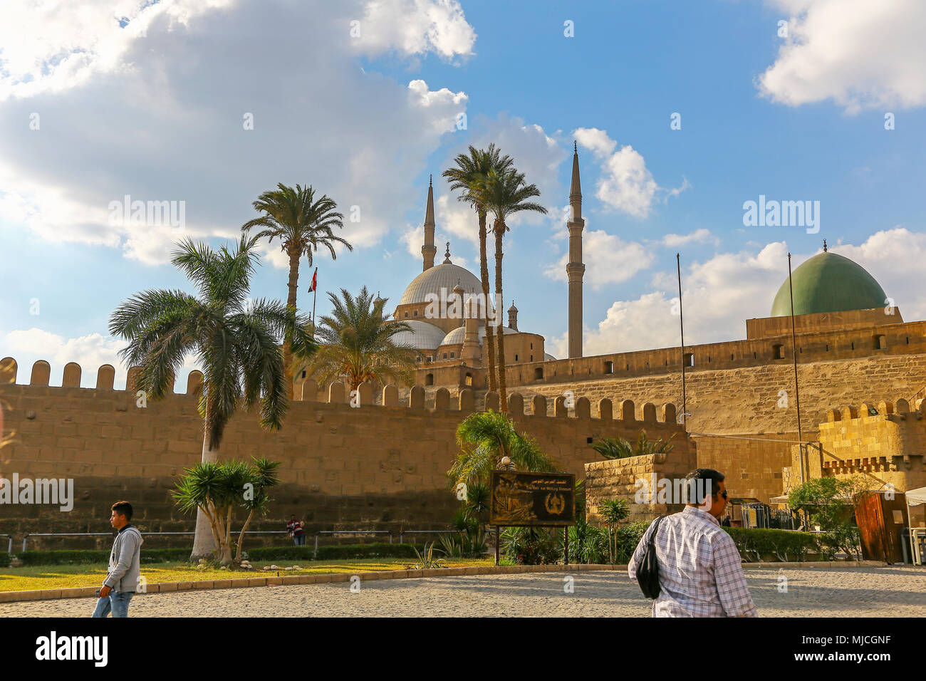 Die Zitadelle von Saladin von Kairo über mokattam Hügel in der Nähe des Stadtzentrum, ist eine mittelalterliche islamische Festung in Kairo, Ägypten, Afrika Stockfoto