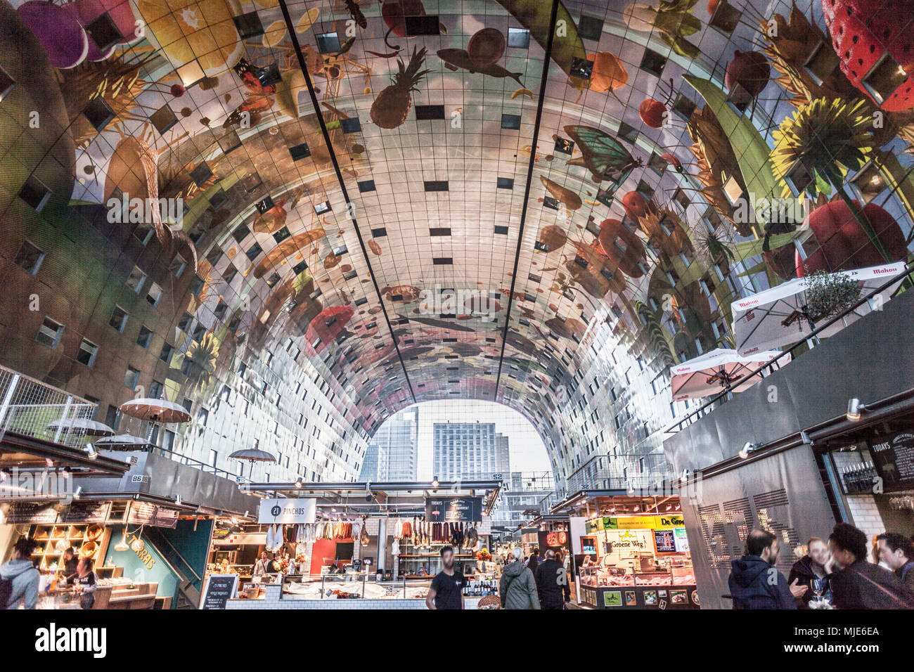 Markthal/Halle in Rotterdam. Stockfoto