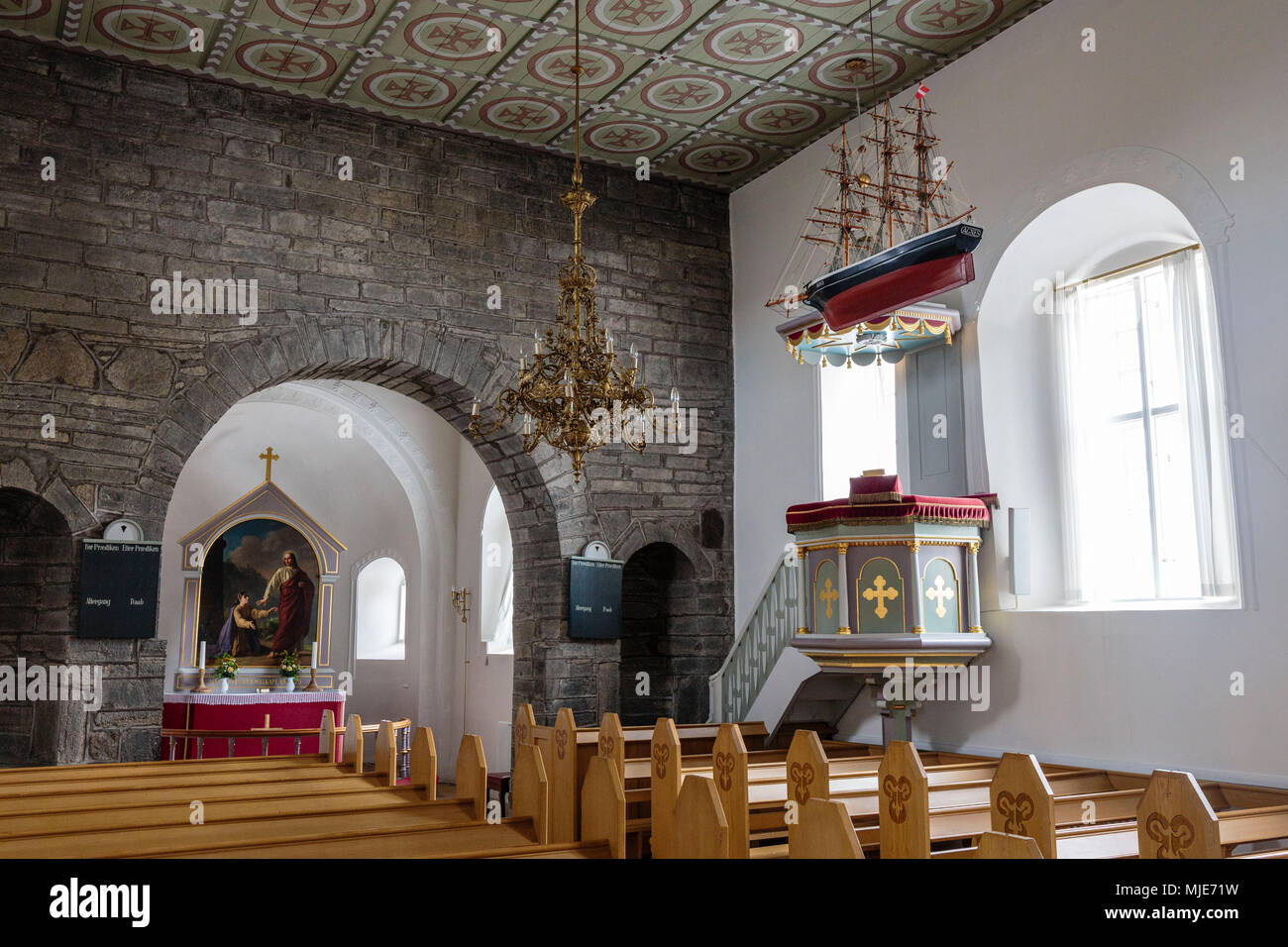 Innenraum der Peders Kirke (11. Jh.), Europa, Dänemark, Bornholm, Pedersker, Stockfoto