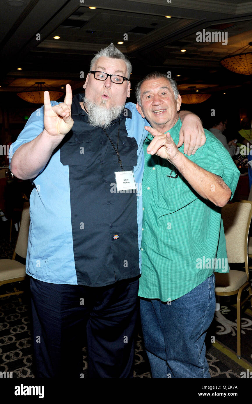 Las Vegas, NV, USA. 02 Mai, 2018. Blue Meanie und Gerald Brisco auf der 53 Cauliflower Alley Club Reunion Konvent an der Gold Coast Hotel & Casino in Las Vegas, Nevada am 2. Mai 2018. Credit: George Napolitano/Medien Punch/Alamy leben Nachrichten Stockfoto