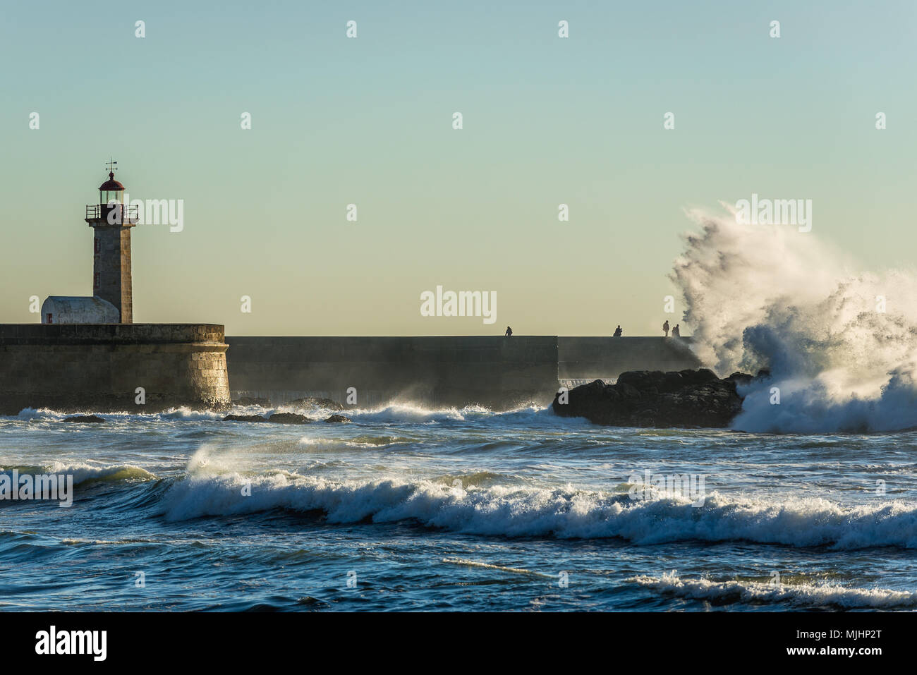 Felgueiras Leuchtturm in Foz Douro Bezirk von Porto Stadt, zweitgrößte Stadt in Portugal Stockfoto