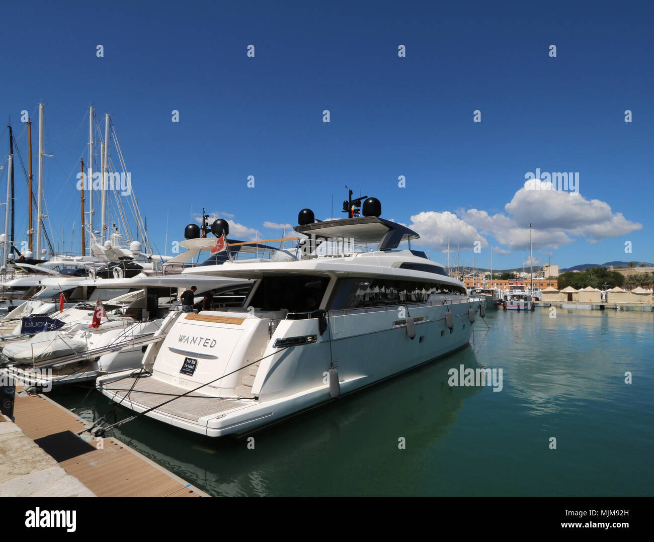 Luxus Mallorca - Luxus Motor Yacht 'wollte' (San Lorenzo SL104 Serie, 31,7 m/104 feet, startete 2012) - Boote bei Palma internationale Bo Stockfoto