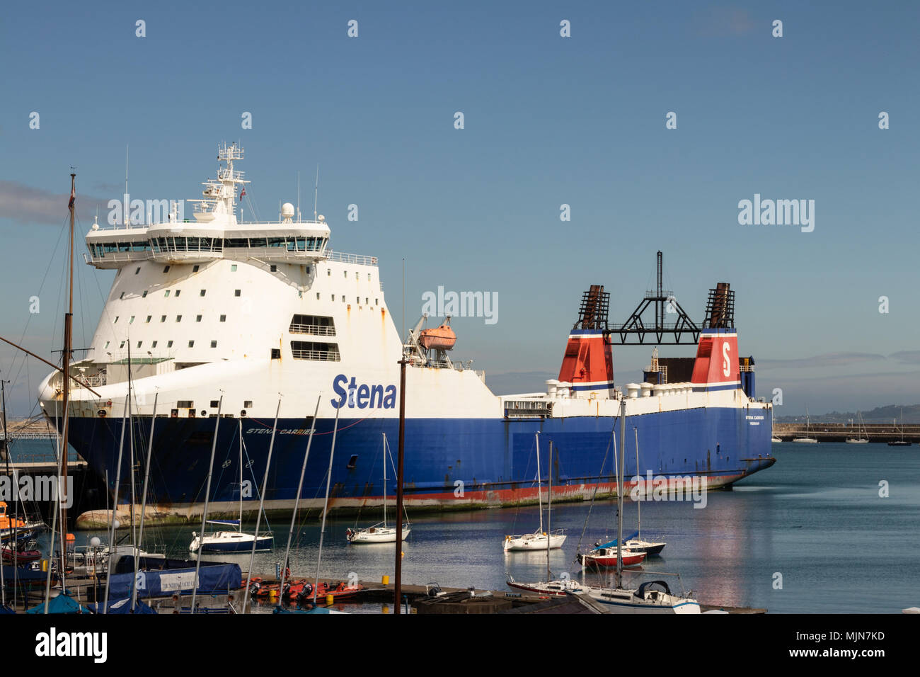 Die Stena Carrier@ Dun Laoghaire Stockfoto