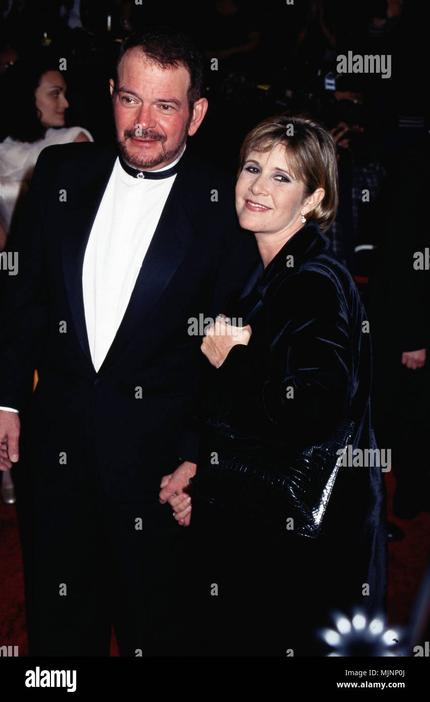 Carrie Fisher - - -' Tsuni/Bourquard 'Carrie Carrie Carrie FisherA FisherA FisherA Ereignis in Hollywood Leben - Kalifornien, Red Carpet Event, Vertikal, USA, Filmindustrie, Prominente, Fotografie, Bestof, Kunst, Kultur und Unterhaltung, Topix Celebrities Fashion / vom roten Teppich -1994-2000, eine Person, Vertikal, Besten, Hollywood Leben, Event in Hollywood Leben - Kalifornien, Roter Teppich und backstage, USA, Filmindustrie, Prominente, Fotografie, Bestof, Kunst, Kultur und Unterhaltung, Topix Familie ergänzende Anfrage tsuni@Gamma-USA.com Stockfoto